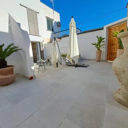 Le Dune Luxury Bed & Breakfast